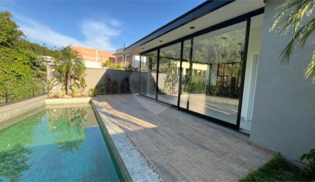 Casa à venda com 4 suítes no condomínio Residencial Granville, Atibaia - SP