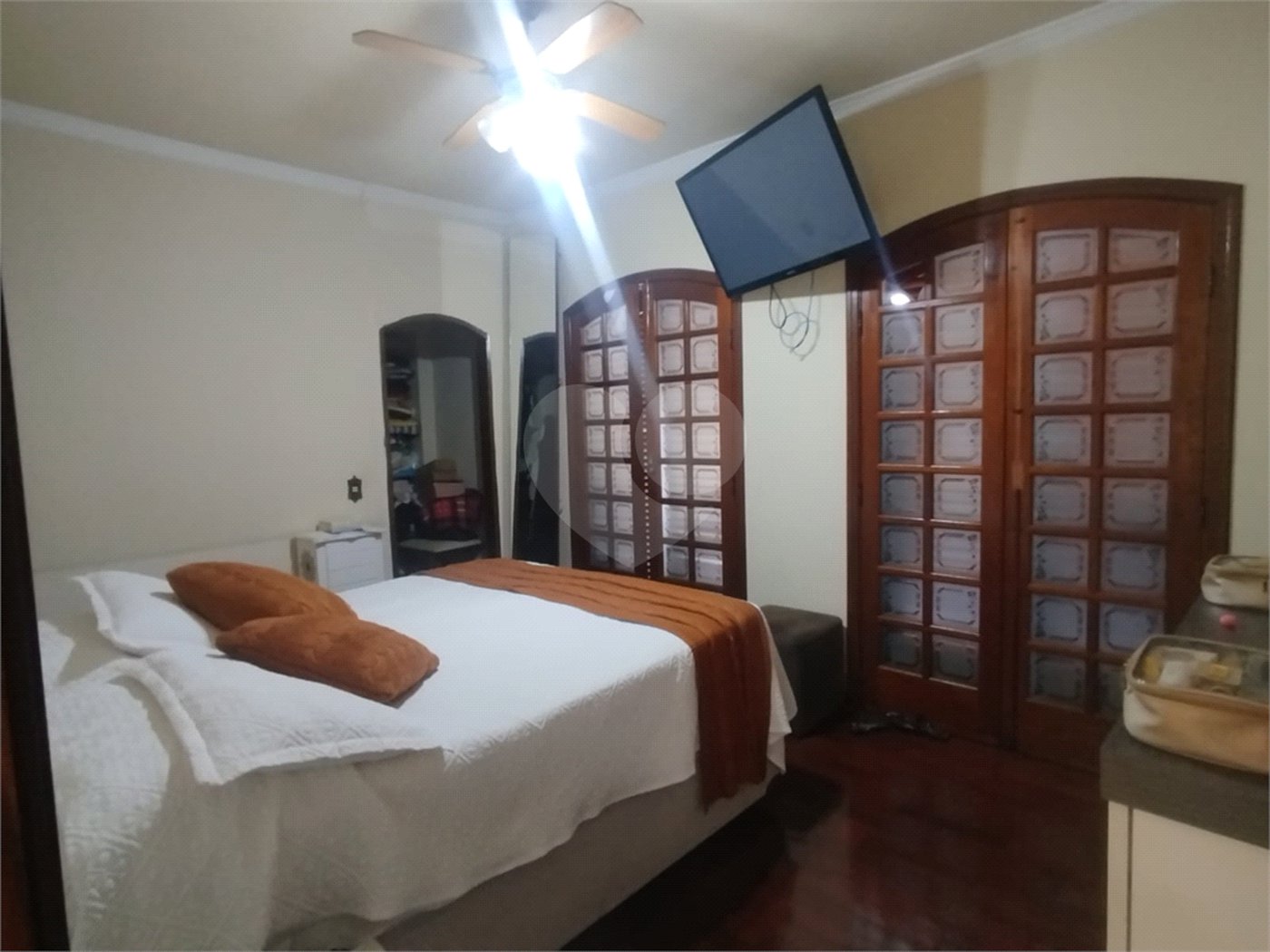 Casa para alugar com 3 quartos, sendo 1 suíte, em Jardim Sorocabano, Sorocaba, SP