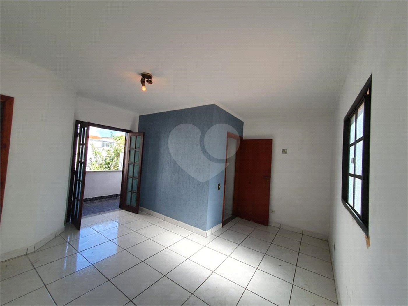 Casa à venda com 3 quartos, sendo 2 suítes, em Vila Independência, Sorocaba, SP