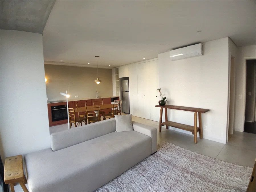 Apartamento à venda ou para alugar com 1 suíte em Jardim das Bandeiras, São Paulo, SP