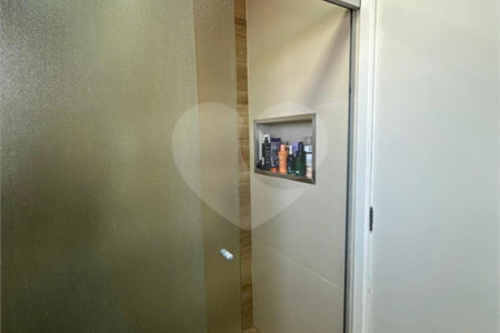 Apartamento à venda com 4 quartos, sendo 1 suíte, em Parque Tomas Saraiva, São Paulo, SP