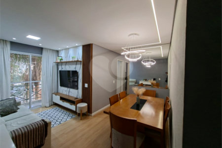 Apartamento à venda com 3 quartos, sendo 1 suíte,  em Jardim das Vertentes, São Paulo, SP