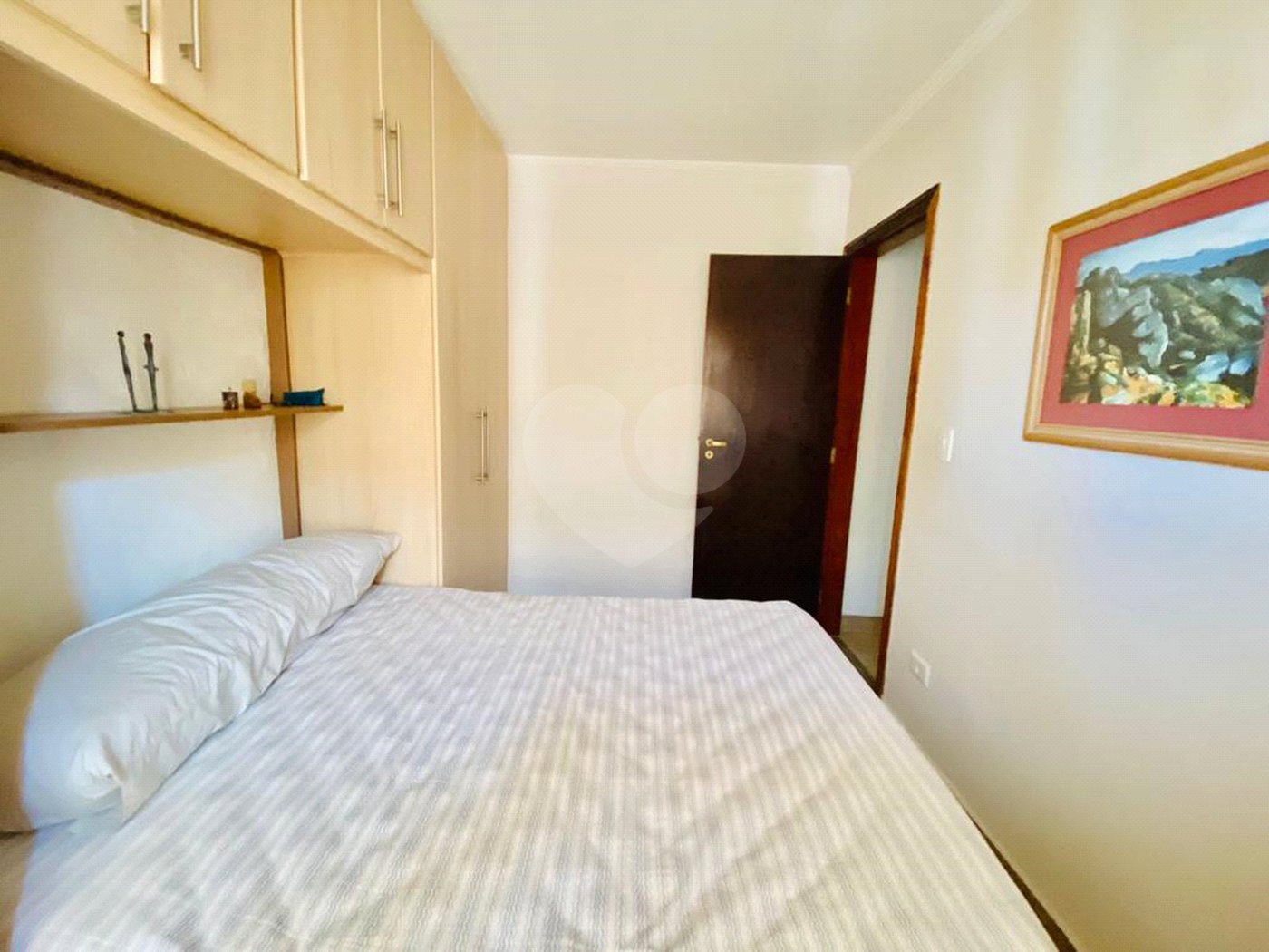 Sobrado à venda com 3 quartos, sendo 1 suíte, em Tremembé, São Paulo, SP