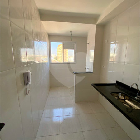 Apartamento à venda com 2 quartos, sendo 1 suíte, em Vila Galvão, Guarulhos, SP