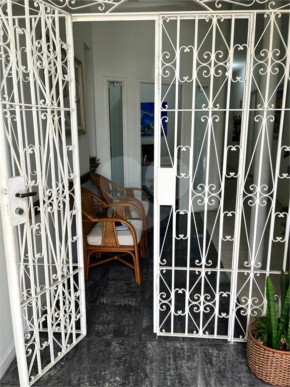 Casa à venda com 4 quartos em Jardim Oriental, São Paulo, SP