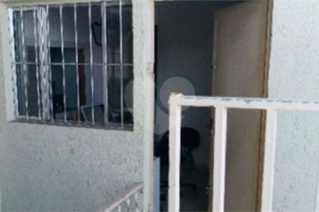 Sobrado à venda com 5 quartos em Chácara São João, São Paulo, SP