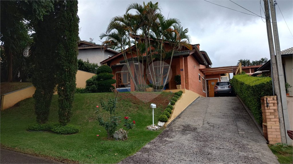Casa à venda ou para alugar com 3 quartos, sendo 1 suíte, no condomínio Paysage Noble, Vargem Grande Paulista - SP