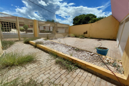 Sobrado à venda com 4 suítes em Ribeirânia, Ribeirão Preto, SP