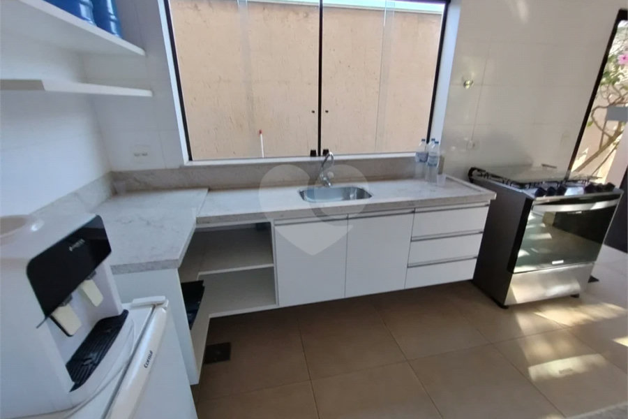 Casa em Condomínio à Venda em Piracicaba/SP.