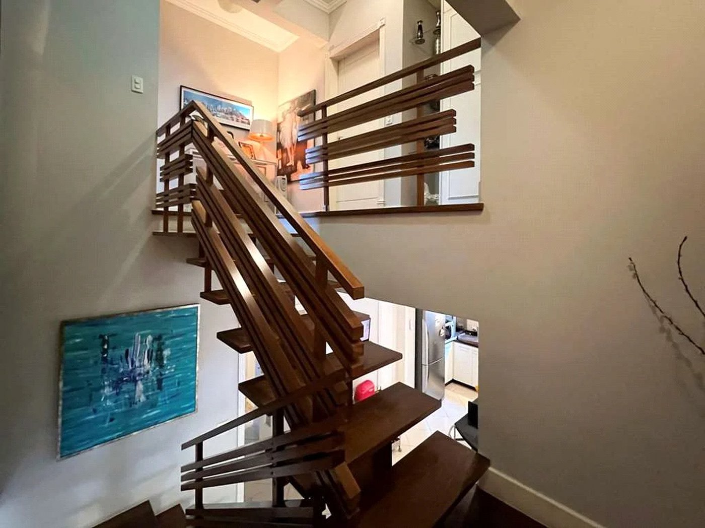 Casa à venda com 4 suítes em Vila Santo Antônio, Cotia, SP