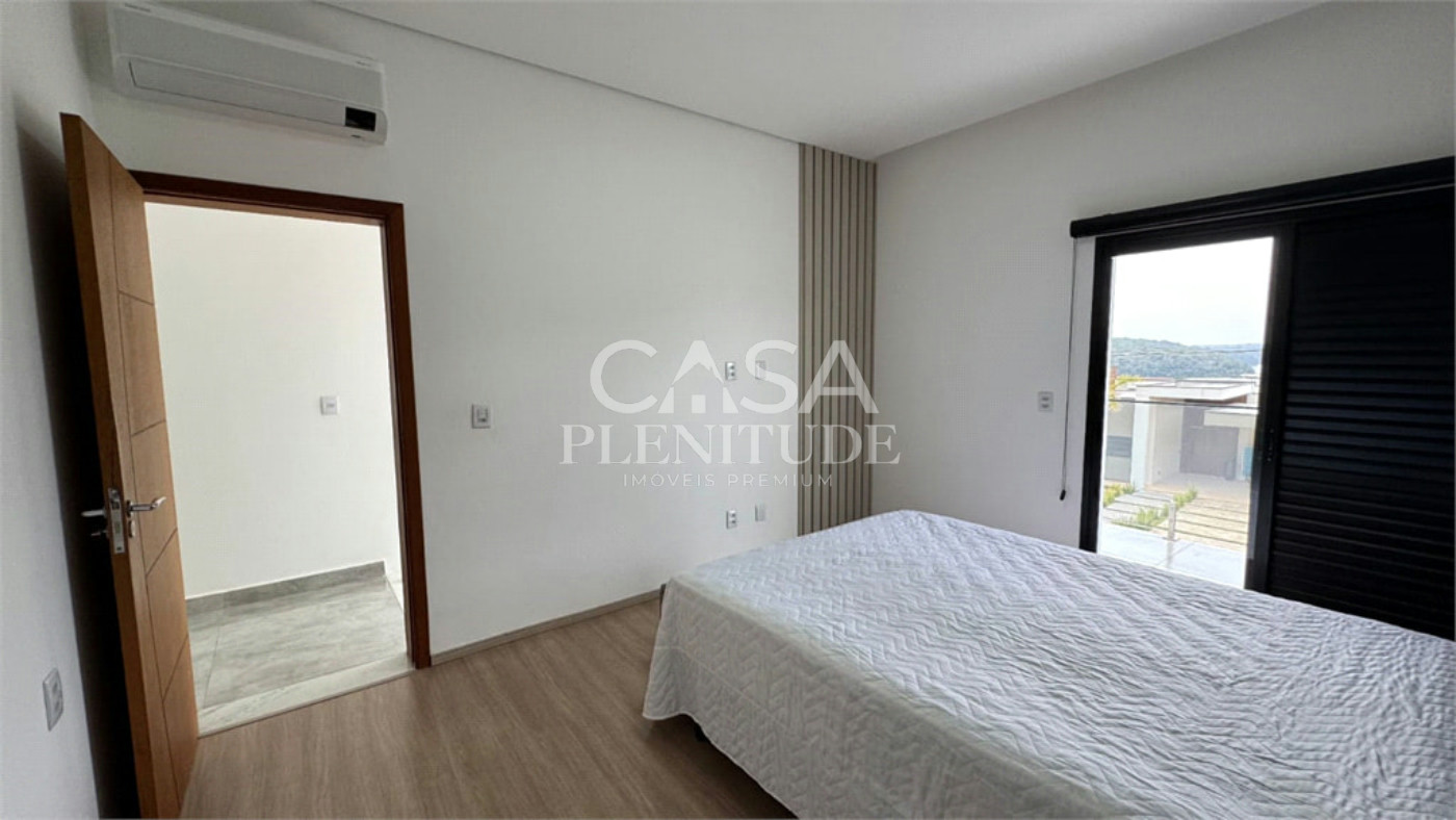 Casa em condomínio à venda ou para alugar com 5 quartos, sendo 3 suítes, no Centro, Piedade, SP