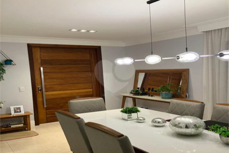 Casa à venda com 3 suítes no condomínio Maison Blanche, Indaiatuba - SP