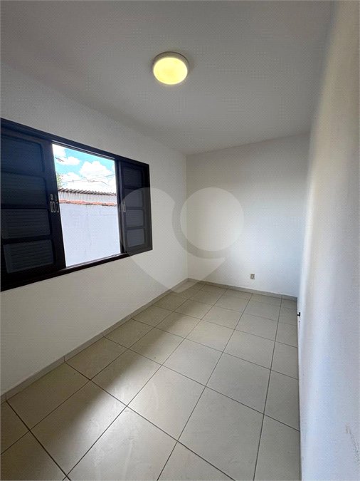 Sobrado à venda com 4 quartos, sendo 1 suíte,  em Vila Sônia, São Paulo, SP