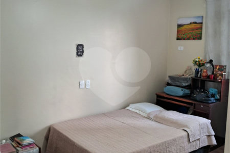 Apartamento à venda com 3 quartos, sendo 1 suíte, em Alvorada, Cuiabá, MT
