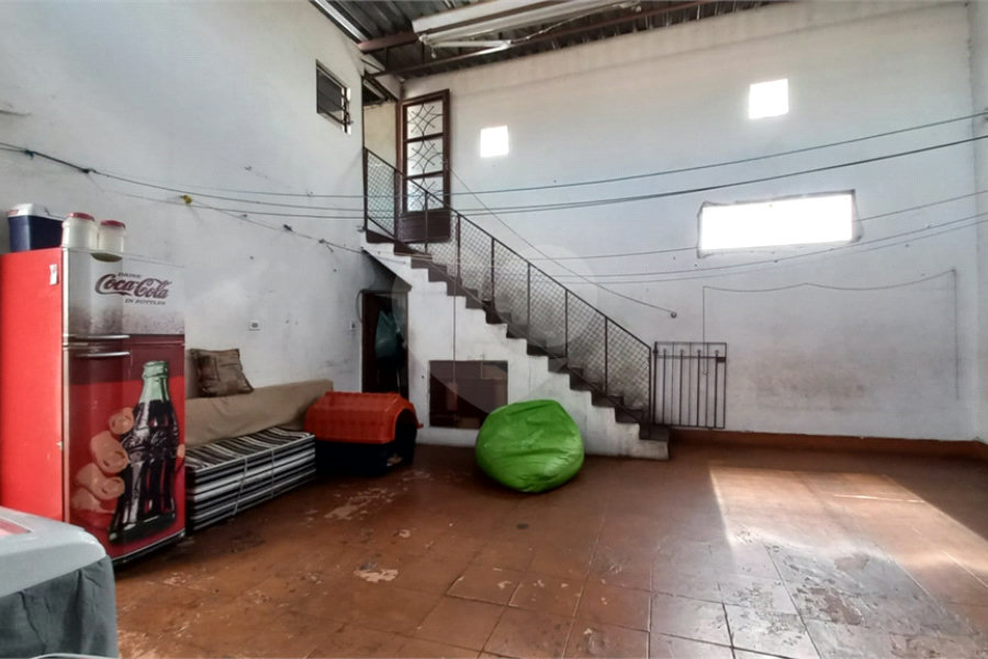 Sobrado à venda com 6 quartos, sendo 1 suíte,  em Vila Medeiros, São Paulo, SP