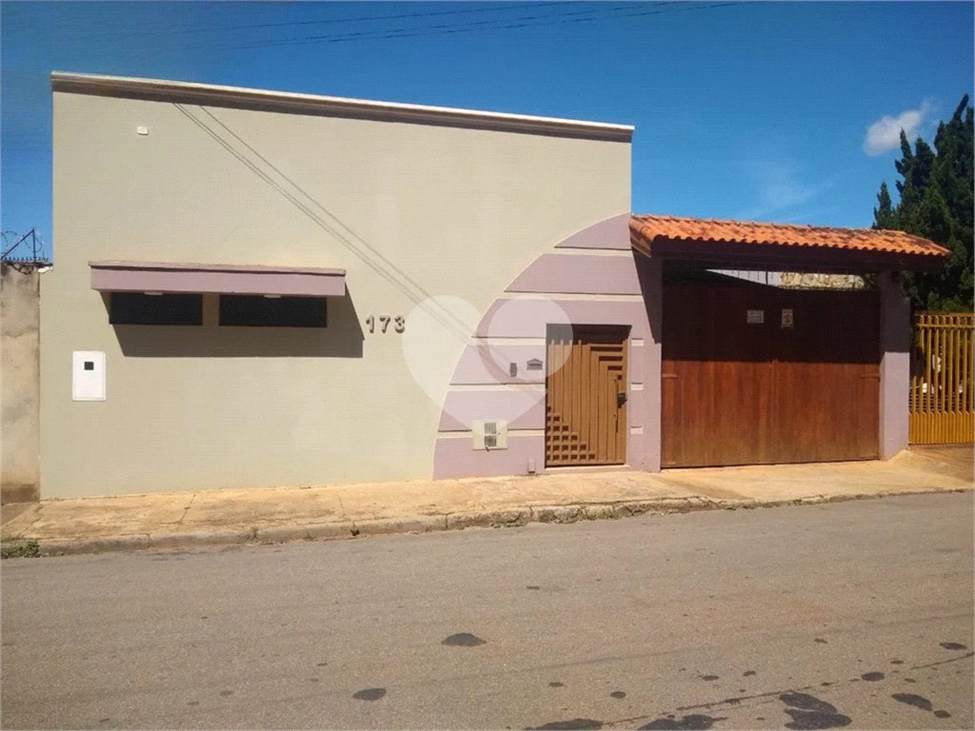 Casa à venda ou para alugar com 2 quartos, sendo 1 suíte,  em Vila Novo Horizonte, Itapetininga, SP