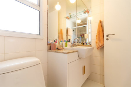 Apartamento de Alto Padrão no Campo Belo para venda com porteira fechada, com 4 dormitórios suítes e 4 vagas com lazer de club.