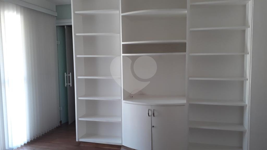 Casa para alugar com 3 suítes no condomínio Residencial Courtyard Village, São Paulo - SP