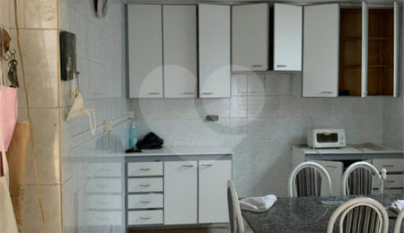 Sobrado à venda com 6 quartos, sendo 1 suíte,  em Vila Aurora (zona Norte), São Paulo, SP