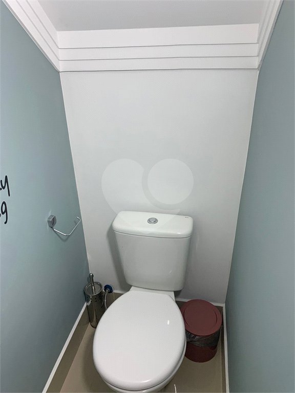 Casa à venda com 3 quartos, sendo 1 suíte, no condomínio Parque Vitória, São Paulo - SP