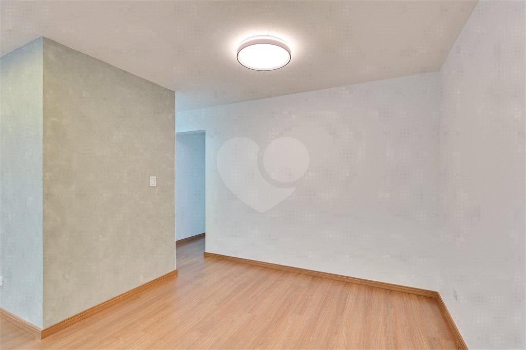 Apartamento à venda com 2 quartos, sendo 1 suíte, em Santo Amaro, São Paulo, SP