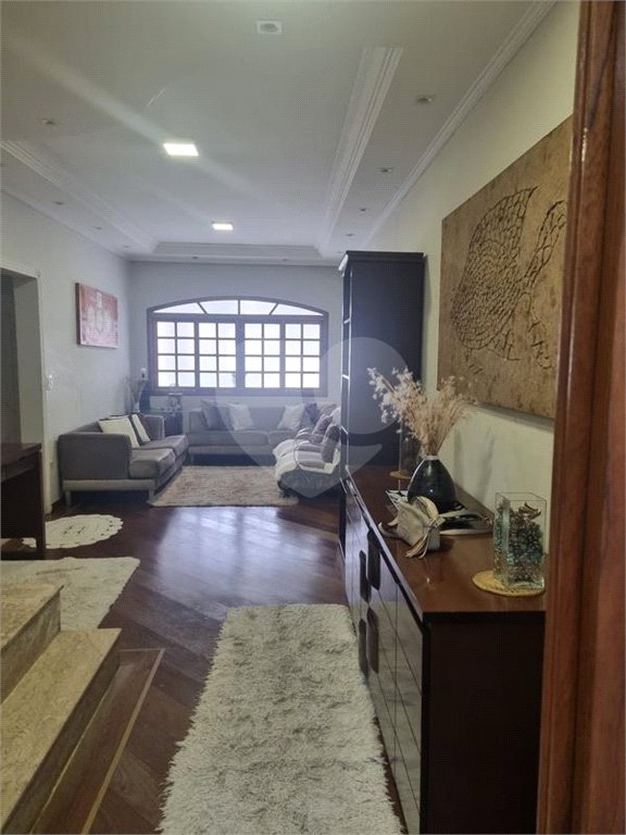 Sobrado à venda com 3 quartos, sendo 1 suíte,  em Vila Dom Pedro II, São Paulo, SP