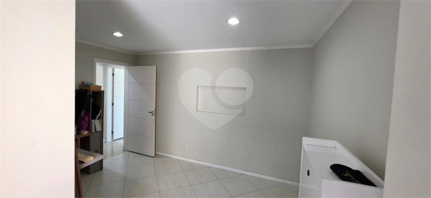 Casa Térrea à venda ou para alugar com 8 quartos, sendo 4 suítes, em Vila Pereira Barreto, São Paulo, SP