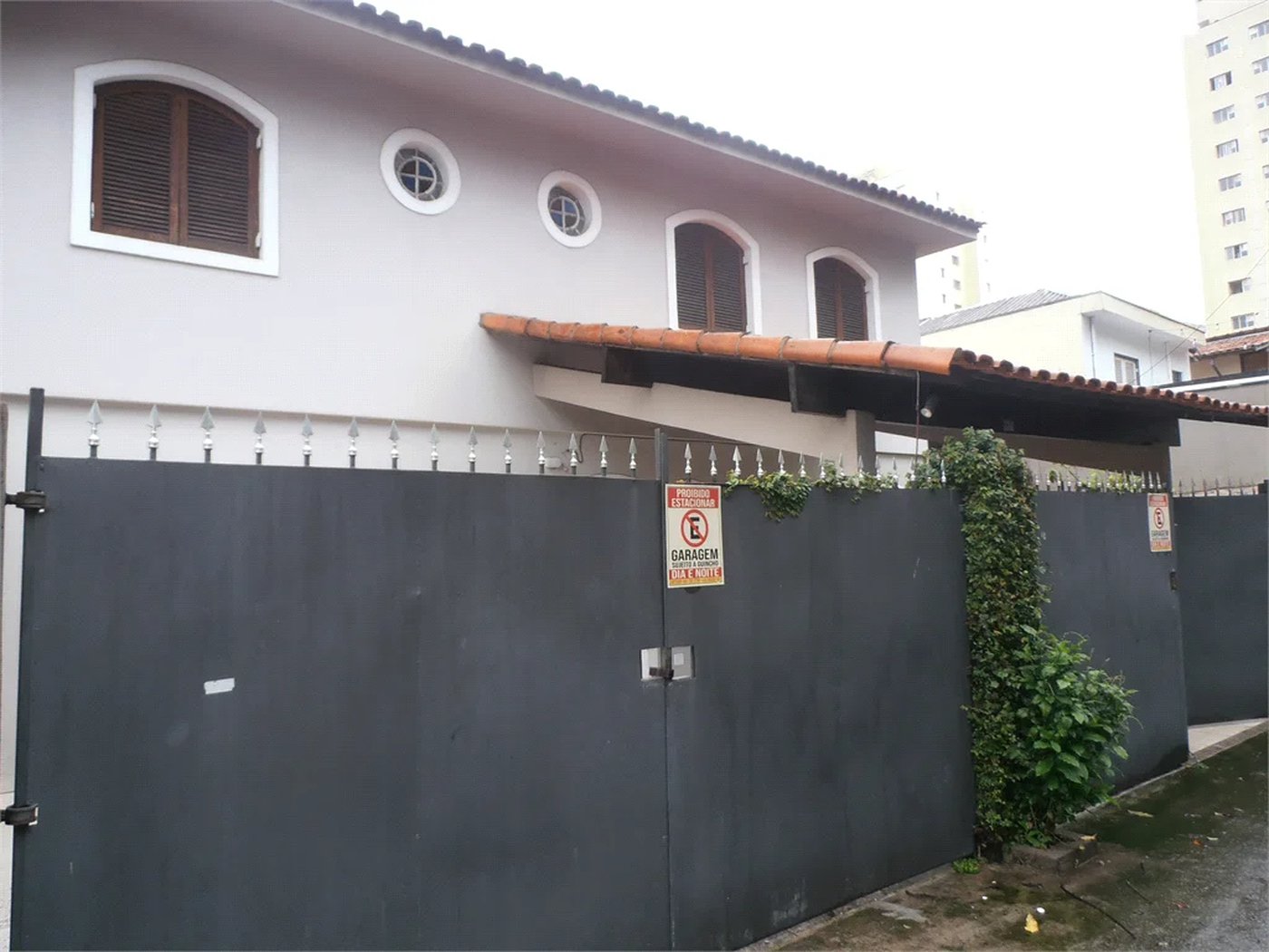 Sobrado à venda ou para alugar com 4 quartos, sendo 1 suíte, em Vila Butantã, São Paulo, SP