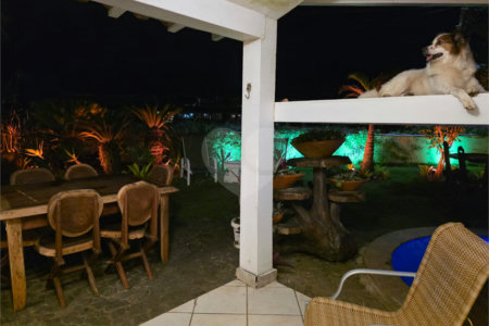 Casa à venda com 5 quartos, sendo 1 suíte,  em Praia Rasa, Armação dos Búzios, RJ