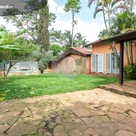 Casa térrea com 3 quartos sendo 1 suíte 2 vagas á venda em Alto da Boa Vista, São Paulo - SP