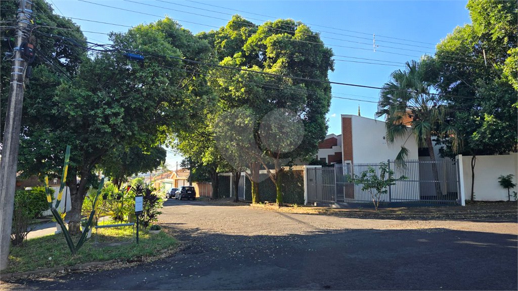 Casa à venda ou para alugar com 4 quartos, sendo 2 suítes, em Jardim Morumbi, Araraquara, SP