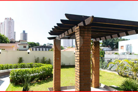 Apartamento à venda com 3 quartos, sendo 1 suíte, em Vila Gumercindo, São Paulo, SP