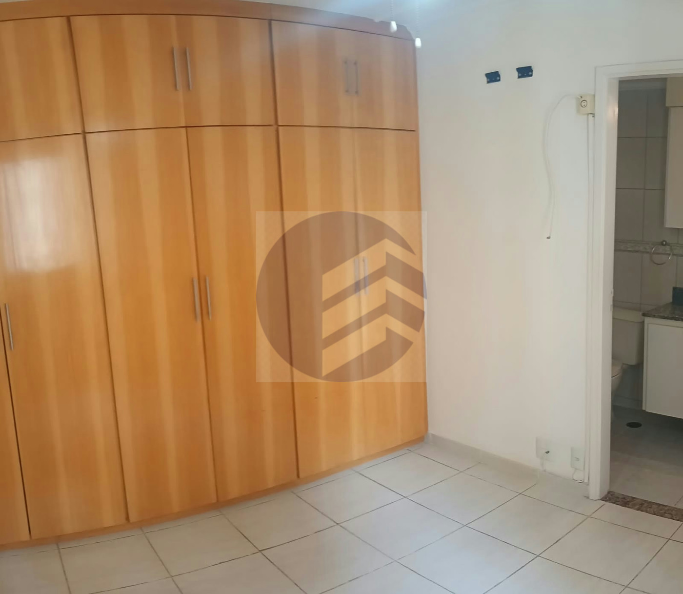 Apartamento à venda com 3 quartos, sendo 1 suíte, em Jardim Esmeralda, São Paulo - SP
