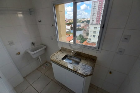 Apartamento no Condomínio Veneza