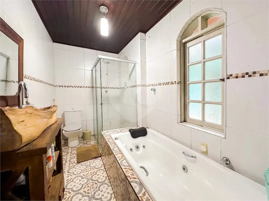 Casa á venda em condominio em Caieiras SP