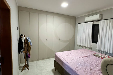 Casa à Venda no Bairro Santa Júlia – Ampla, Moderna e Bem Localizada