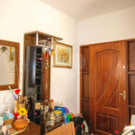 Sobrado à venda com 4 quartos, sendo 1 suíte,  em Vila Aguiar, São Roque, SP