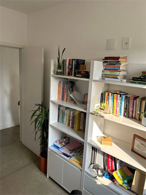 Apartamento à venda com 4 quartos, sendo 1 suíte,  em Jardim Armênia, Mogi das Cruzes, SP