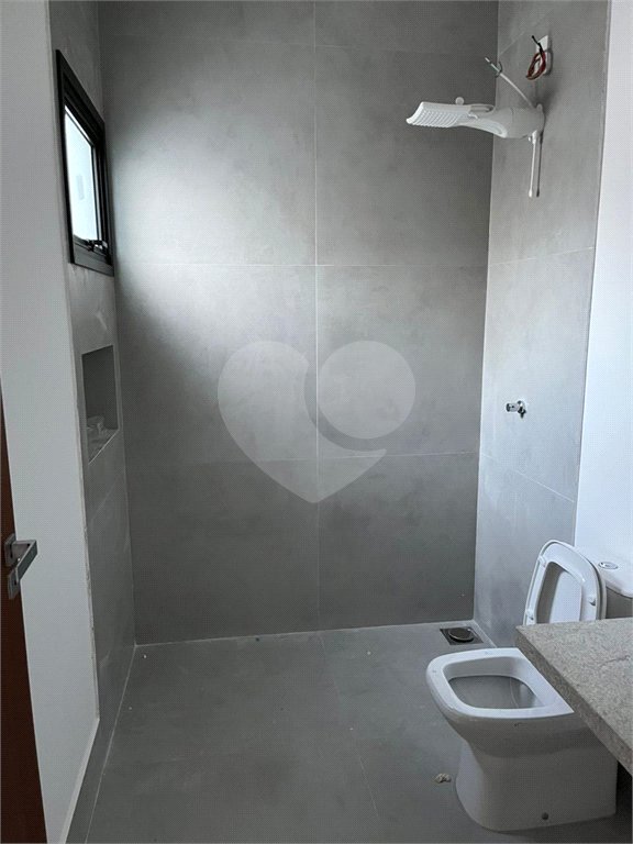 Casa à venda com 3 quartos, sendo 1 suíte, no condomínio Portal dos Sabiás, Itu - SP