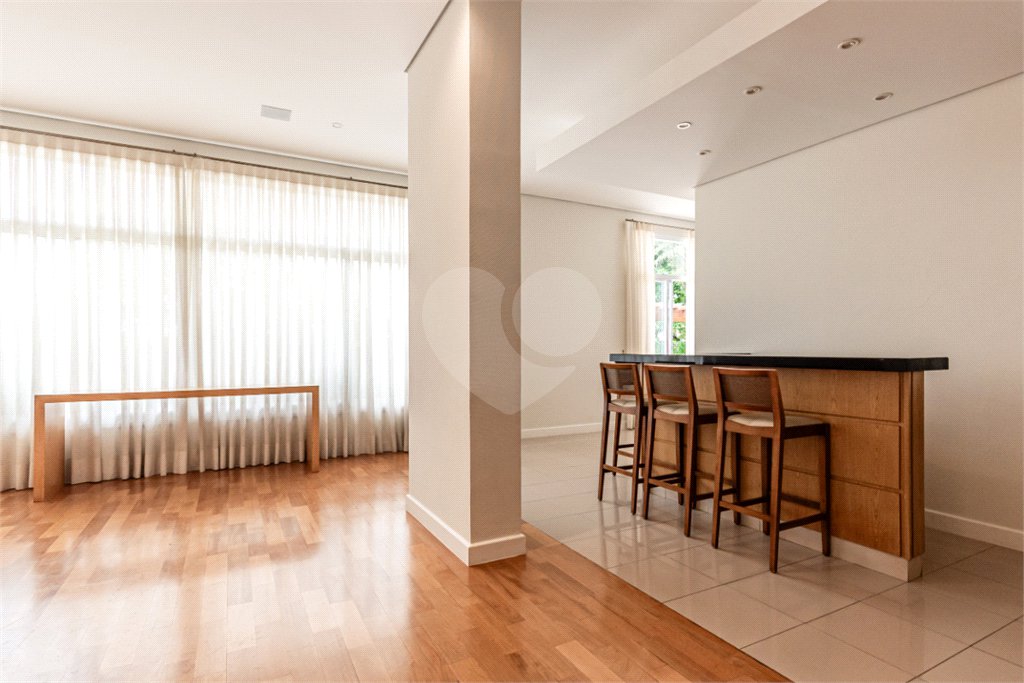Apartamento à venda com 3 suítes em Brooklin, São Paulo, SP