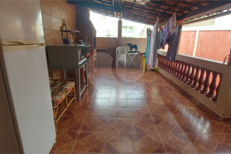 Casa à venda com 2 quartos, sendo 1 suíte, em Vila Jardini, Sorocaba, SP