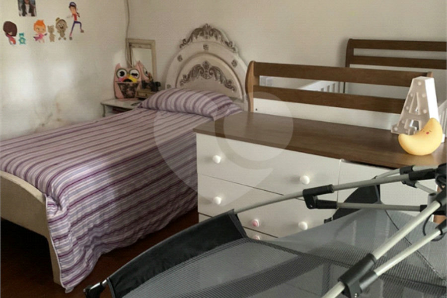 Sobrado à venda com 4 suítes em Tremembé, São Paulo, SP