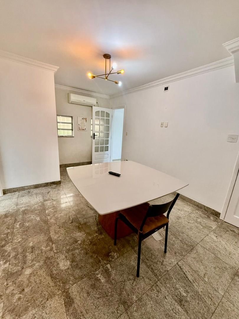Sobrado com 3 dormitórios, 200 m² - venda por R$ 2.350.000,00 ou aluguel por R$ 12.500,00/mês - Embaré - Santos/SP