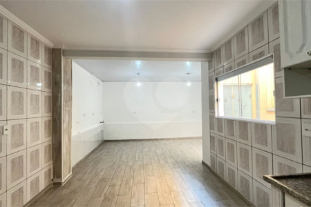 Casa à venda com 3 quartos, sendo 1 suíte, em Jardim São Lourenzo, Sorocaba, SP