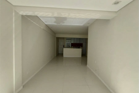 Apartamento à venda com 3 quartos, sendo 1 suíte,  em Vila Romana, São Paulo, SP