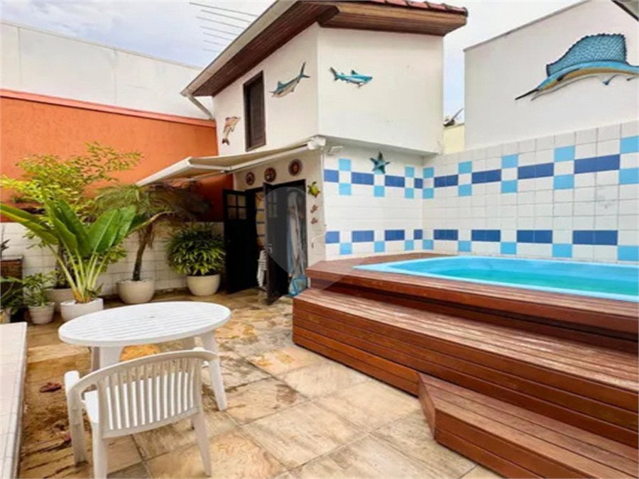 Casa de Vila à venda com 4 quartos, sendo 2 suítes,  em Botafogo, Rio de Janeiro, RJ