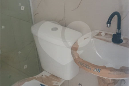 Casa à venda com 2 quartos no condomínio Dos Silvas, Rio de Janeiro - RJ