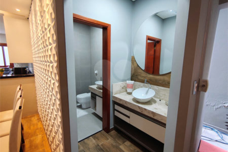 Casa à venda com 3 quartos, sendo 1 suíte, em Jardim Marambaia, Jundiaí, SP
