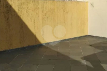 Sobrado à venda ou para alugar com 3 quartos, sendo 1 suíte,  em Jaguaré, São Paulo, SP