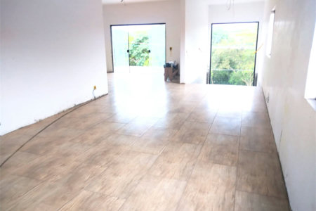 Sobrado à venda com 4 quartos, sendo 3 suítes, em Condomínio Residencial Shamballa Iii, Atibaia, SP